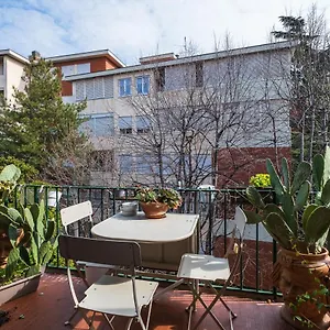 Massarenti Elegant By Wonderful Italy , Bologna Italia